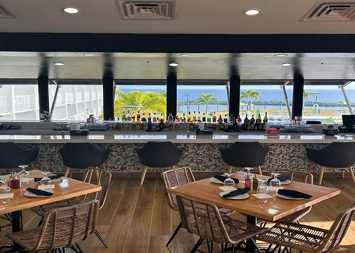 Holiday Inn Ponce & El Tropical Casino By Ihg